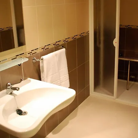 Acueducto Milagros Guest house 2*