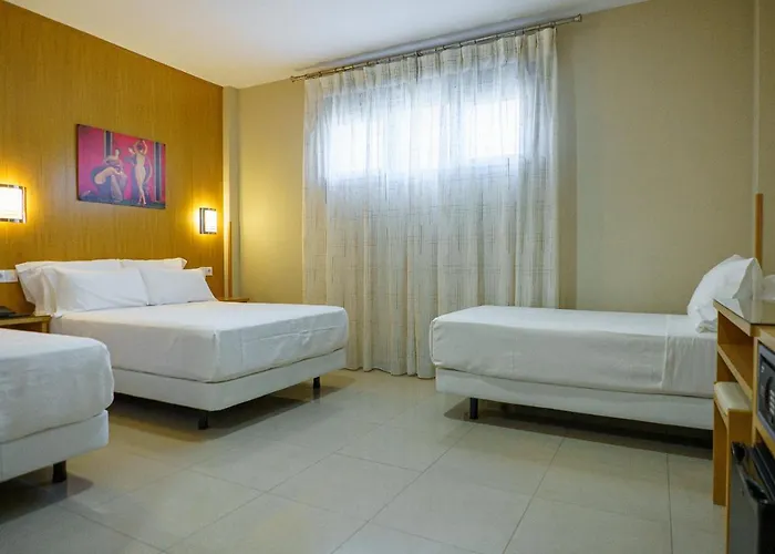 Pensión Acueducto Milagros 2*